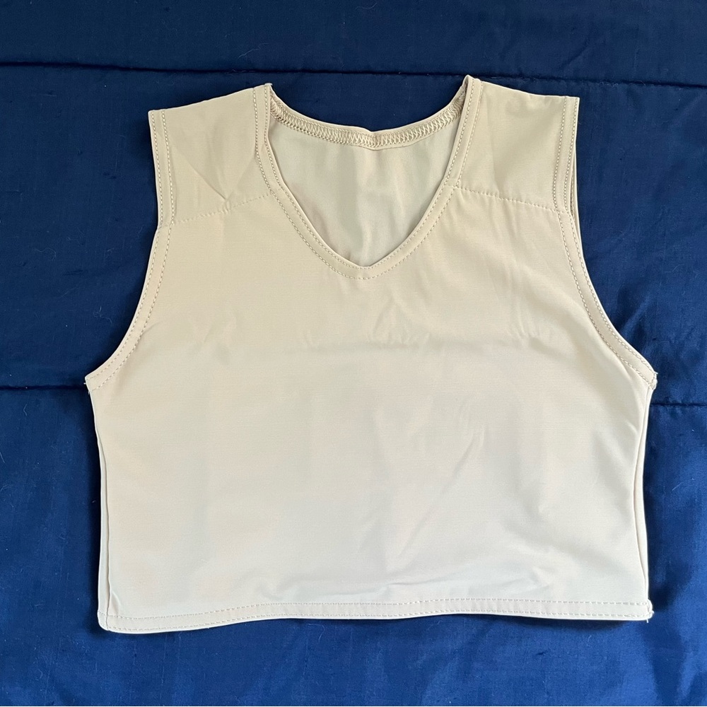 GC2B light-tan binder